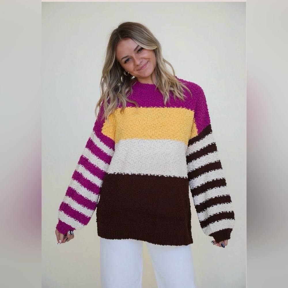 DAVI & DANI Colorblock Two-Tone Boho Crew Neck Bubble Sleeve Sweater